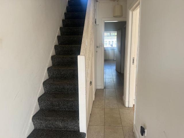 Berkeley Ave, Cranford TW4, 5 bed terraced house to rent, £3,000 pcm | PrimeLocation