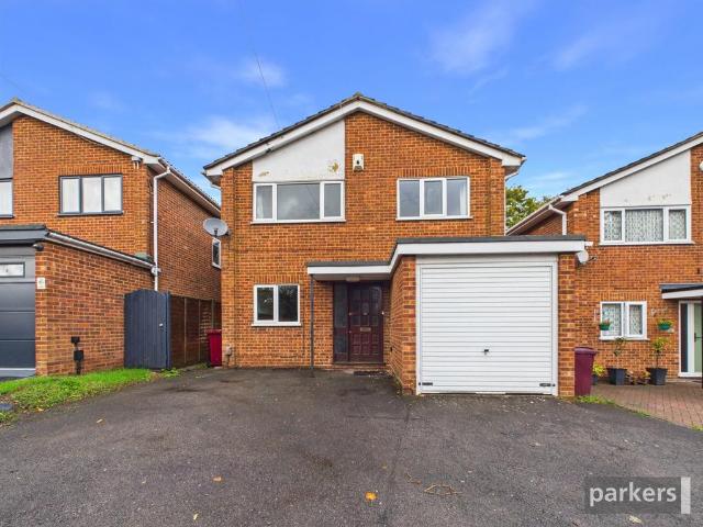 Berkeley Avenue, Berkshire RG1 4 bed detached house to rent £1,850 pcm £427 pw