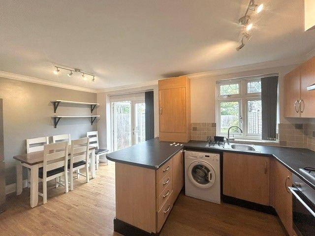 Berkeley Avenue, Romford RM5, 3 bed property to rent, £2,000 pcm | PrimeLocation