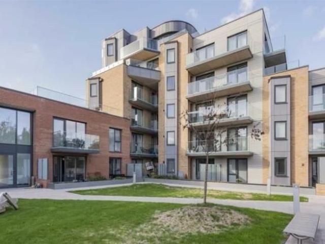Berkeley Avenue, Reading RG1, 2 bed flat to rent, £1,900 pcm | PrimeLocation
