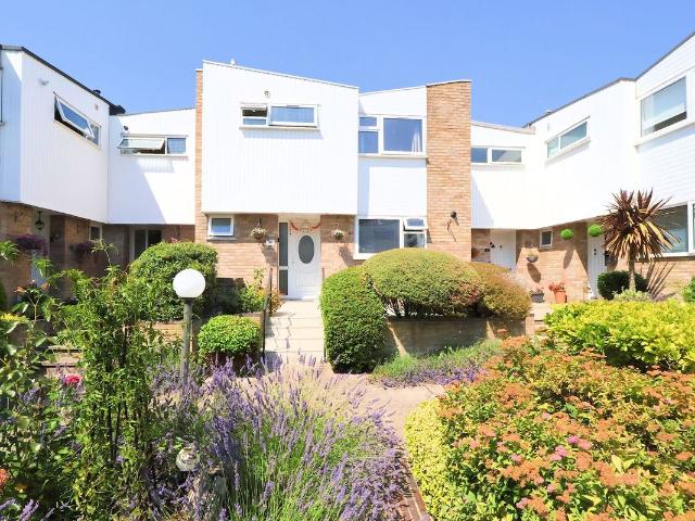 Berkeley Court, Ham View, Shirley CR0, 3 bed terraced house to rent, £2,250 pcm | PrimeLocation