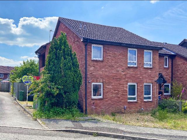 Berkeley Drive, Basingstoke, Hampshire RG22, Studio to rent, £925 pcm | PrimeLocation