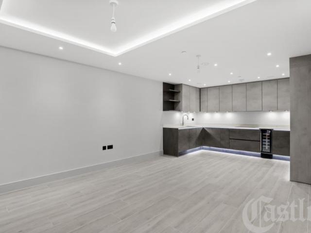 Berkeley House, Tottenham Lane. 2 bed apartment to rent £2,950 pcm £681 pw