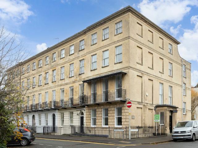 Berkeley Street, Cheltenham GL52 6DA Elliot Oliver