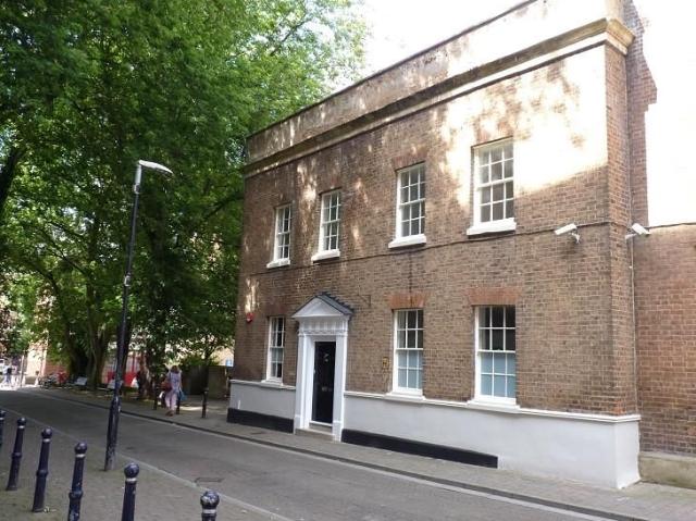 Berkeley Street, Gloucester, Gloucester GL1, 2 bed flat to rent, £1,150 pcm | PrimeLocation