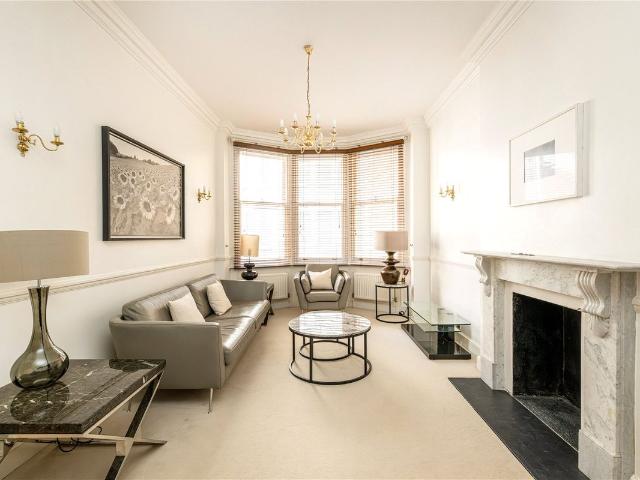 Berkeley Street, Mayfair, London W1J, 2 bed flat to rent, £6,500 pcm | PrimeLocation