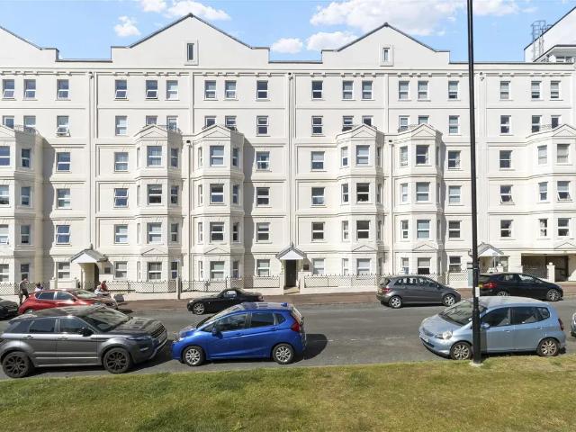 Berkley Court, Wilmington Square, Eastbourne BN21, 3 bed flat to rent, £1,650 pcm | PrimeLocation