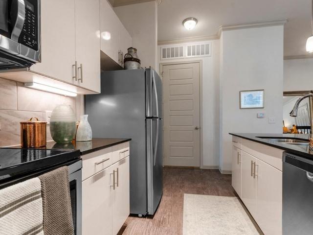 Berkshire Creekside 1 Bedroom Apartment for Rent at 677 Creekside Way, New Braunfels, TX 78130