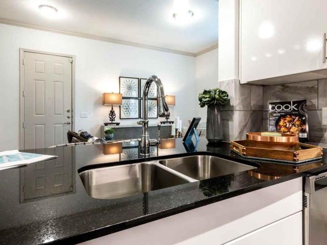 Berkshire Creekside 1 Bedroom Apartment for Rent at 677 Creekside Way, New Braunfels, TX 78130
