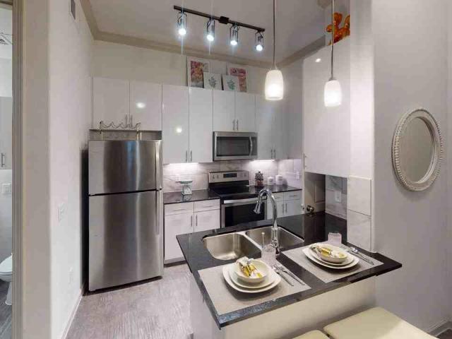 Berkshire Creekside 2 Bedroom Apartment for Rent at 677 Creekside Way, New Braunfels, TX 78130