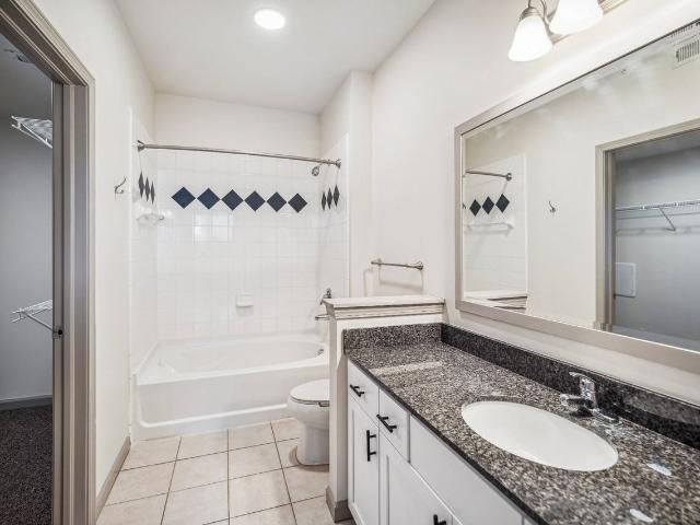 Berkshire Aspen Grove 1 Bedroom Apartment for Rent at 7317 S Platte River Pkwy, Littleton, CO 80120
