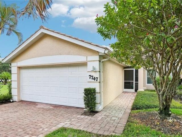 Berkshire Pines Dr, Naples, Home For Sale