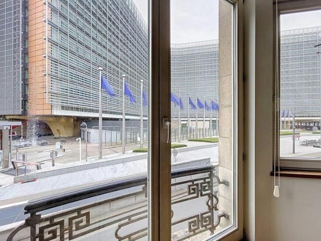 Berlaymont, appartement meublé 1 ch + terrasse