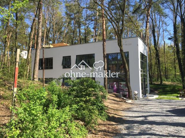 Berlin Heiligensee Efh im klaren Stil mit Baugenehmigung für 120 qm Anbau