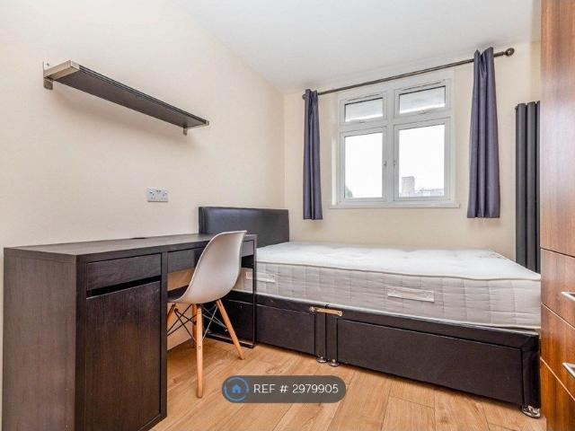 Bermondsey, London SE16, 4 bed maisonette to rent, £4,000 pcm | PrimeLocation