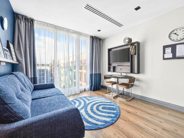 Bermondsey Street, London, SE1 1 bed apartment to rent £4,950 pcm £1,142 pw