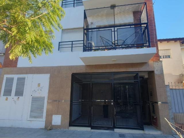 Bermudez al 1400, Argentina