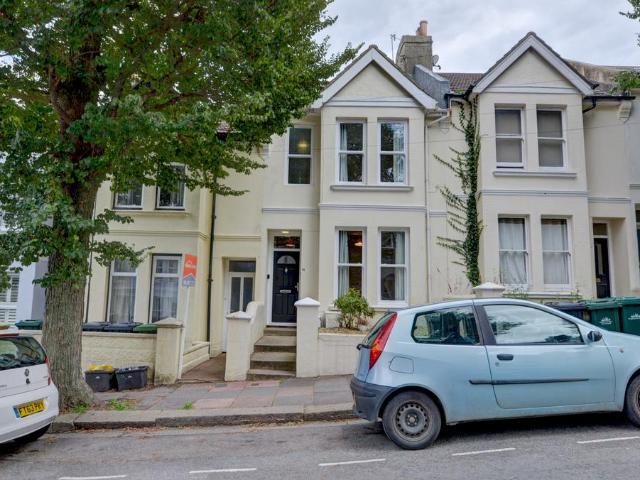 Bernard Road, Brighton BN2 6 bed house to rent £650 pcm £150 pw