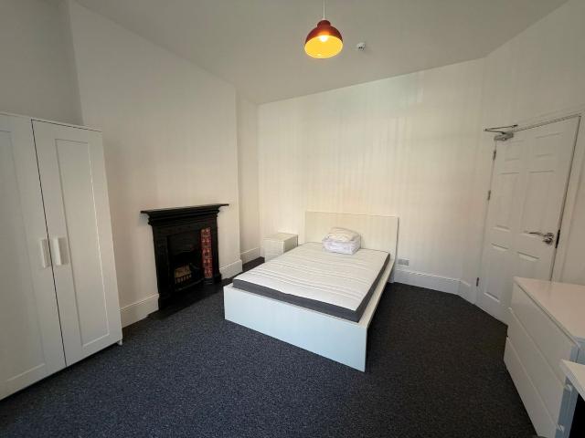 Bernard Street, Uplands, Swansea SA2, 7 bed terraced house to rent, £420 pcm | PrimeLocation