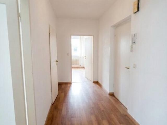 Berndorf Zentrale Wohnlage! 2 Zimmerwohnung mit Balkon