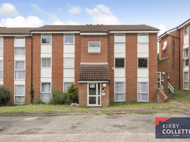 Berners Way, Broxbourne EN10, 2 bed flat to rent, £1,450 pcm | PrimeLocation