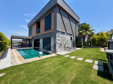 Berr Sky Villalarında Özel Havuzlu 4+1 Satışta