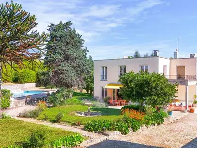 Berre les Alpes 06390 Achat / Vente maison 9 pièces t9 piscine jardin