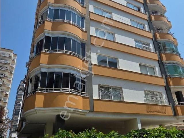 Berrin Nadir'den Güzelyalı’nın En Değerli Noktalarından Birinde 4+1 Lüks Satılık Daire