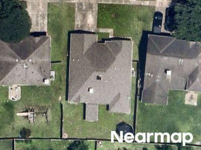 Berrington Dr
