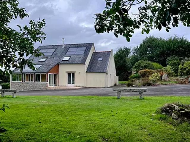 Berrien 29690 Achat / Vente maison 5 pièces t5