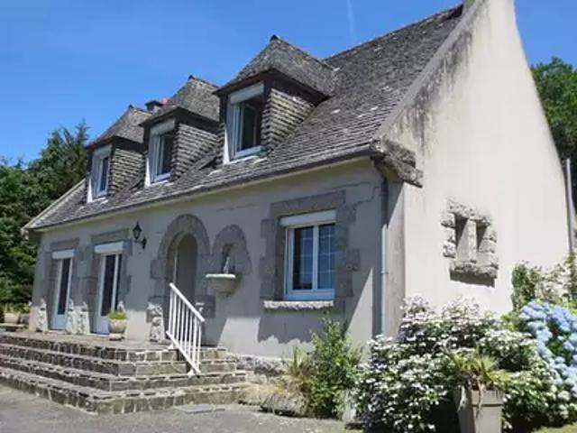 Berrien 29690 Achat / Vente maison 7 pièces t7 terrasse