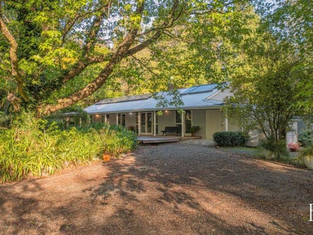 Berry Mountain Serenity with Endless Possibilities