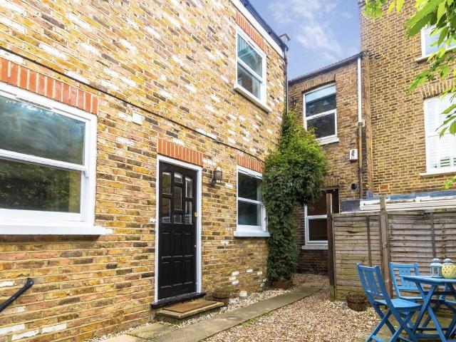 Berrymede Road, Chiswick W4, 2 bed property to rent, £2,300 pcm | PrimeLocation