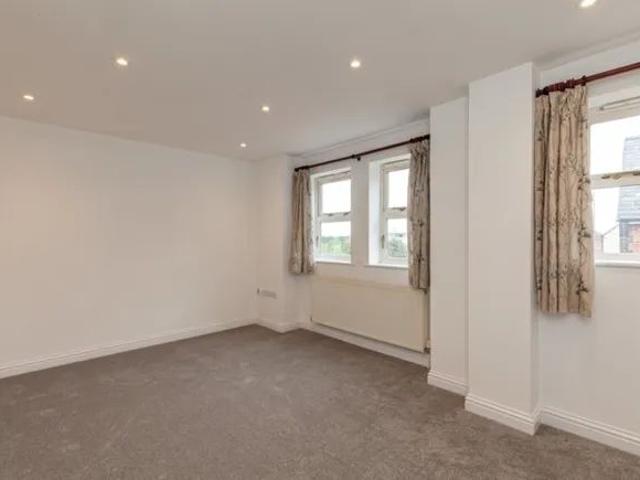 Berrymoor Road, Banbury