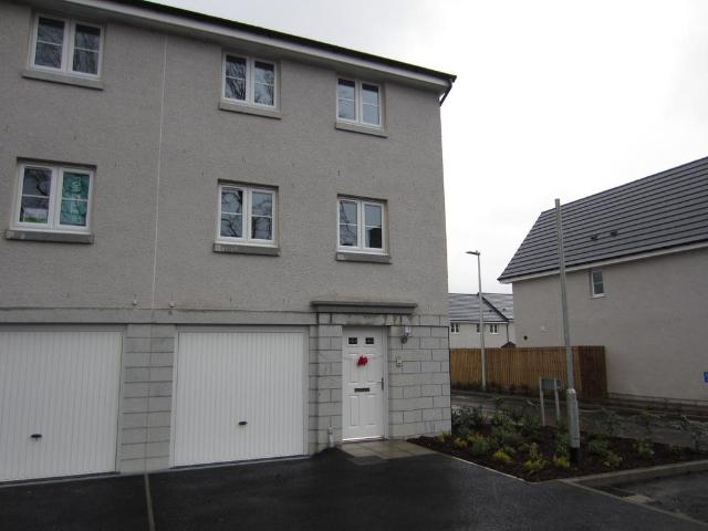 Berryden Park, Aberdeen, AB25 3 bed house to rent £1,270 pcm £293 pw