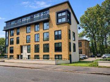 Berryknowes Avenue, Cardonald, Glasgow G52, 3 bed flat to rent, £1,300 pcm | PrimeLocation