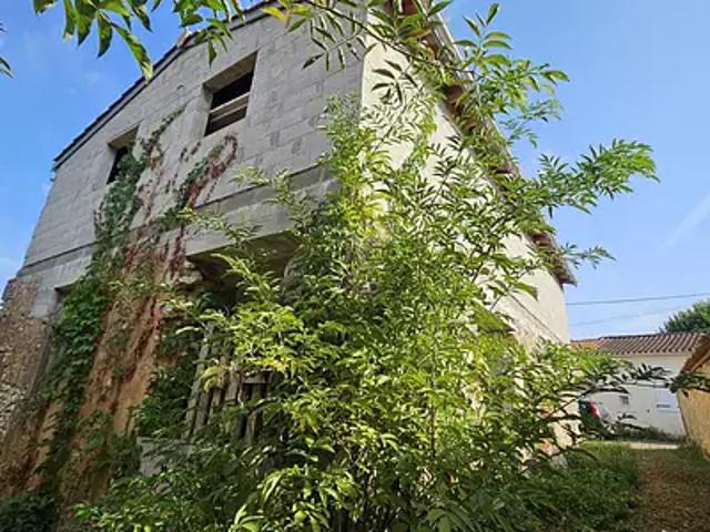 Berson 33390 Achat / Vente maison 1 pièce t1 au dernier étage