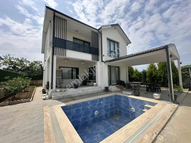 Best Everdan Kurşunluda Müstakil Havuzlu 5+1 Satılık Lüks Villa