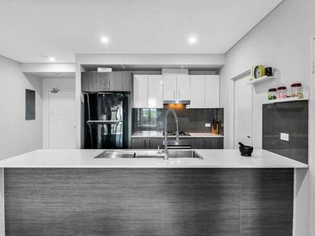Best Location Modern Apartment