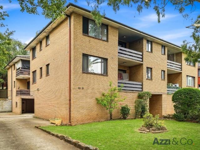 Best Location in Merrylands! Minutes Walk to everything!