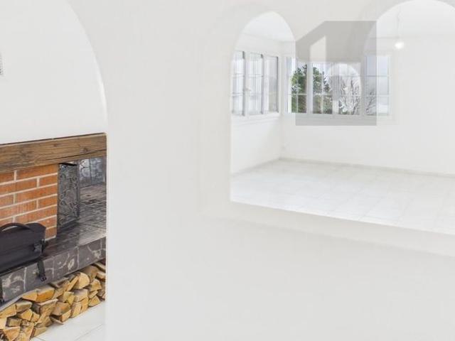 BEST LOCATION WITH POOL AND PANORAMIC VIEW!