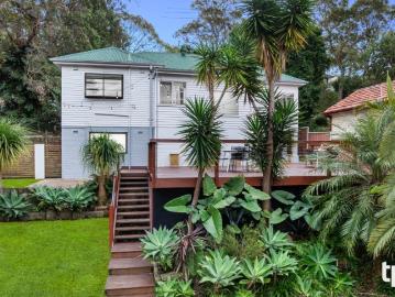 Best parking for Open House or Inspections is Johnson St, Kotara