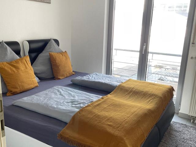 Best place in shopping street Cologne, cozy 2 rooms flat, Koln Amsterdam Apartments for Rent
