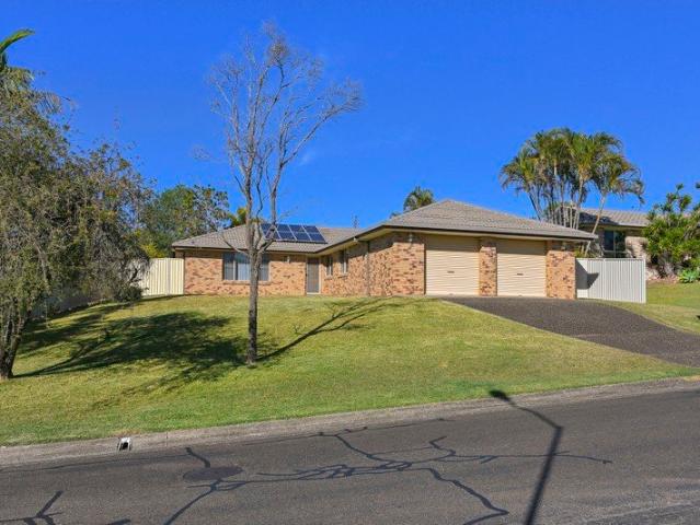 Best Value Opportunity in Parkwood!