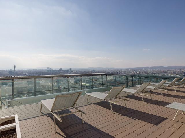 Best view in Town! Triiiple Apartment in the 29th floor, Vienna Amsterdam Apartments for Rent