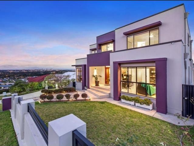 Best Views and Unique Built Property
