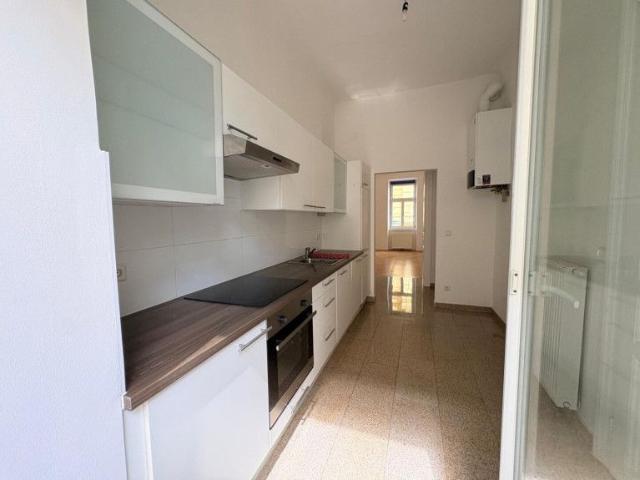 bestens 3 er WG geeignete wunderschöne Stilaltbauwohnung