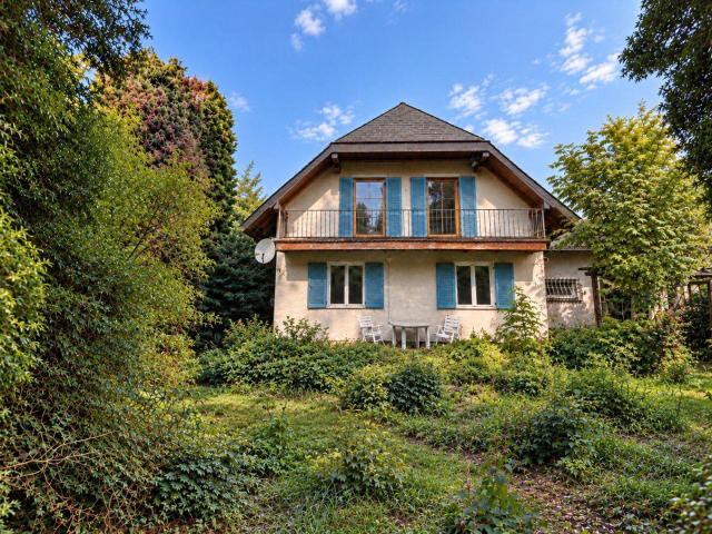 Bestehendes bewahren – Zuhause neu gestalten: Einfamilienhaus mit Sanierungspotenzial in begehrter Lage Leopoldskron Gneis