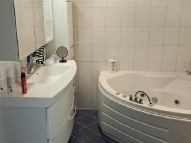 BESTES Preis Leistungsverhältnis! Schicke 5 Zimmer Wohnung