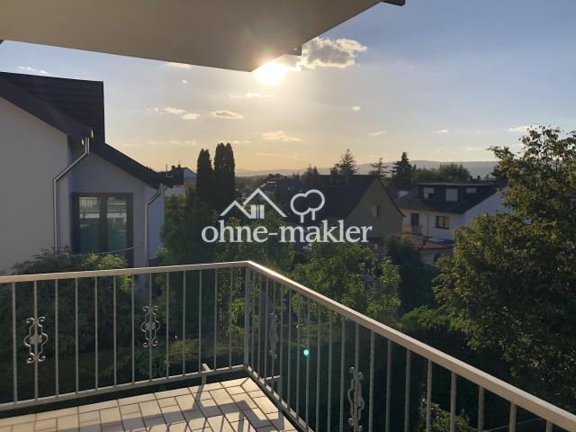 Bestlage am Budenheimer Wald / Helle 3 Zimmer Wohnung mit Balkon und Garage